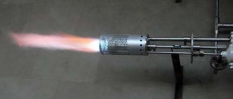 Smokeless combustion of hydrogen with a burner
