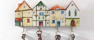 Wall-mounted key holder for the hallway: 10 beautiful ideas