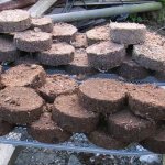 Homemade briquettes from paper and sawdust