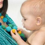 Crochet baby sling beads. DIY diagrams and descriptions for kids 
