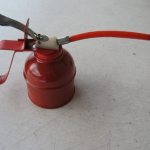 Do-it-yourself universal oiler for lubricating equipment2
